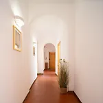 Cimabue - Spacious Apartment In The Heart Of Florence